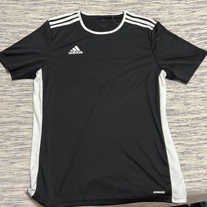 Adidas T-Shirt